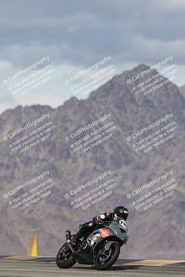 media/Nov-16-2025-Race Pace (Sun) [[8c5fa54630]]/Verified Riders/5-Turn 9 (1135am)/